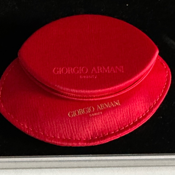 Giorgio Armani Compact Mirror - Picture 6 of 8